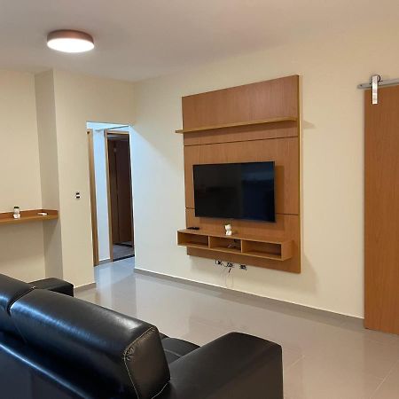 Apartamento Com Piscina No Centro Ubatuba Exterior foto